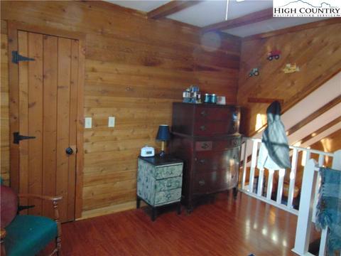 34 Hemlock Dr, Ennice, NC 28623 photo 15