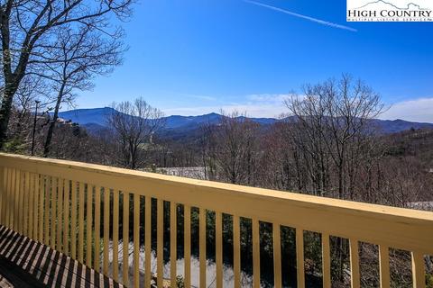166 Mulberry, Boone, NC 28607 photo 1