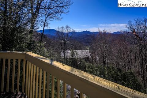 166 Mulberry, Boone, NC 28607 photo 3