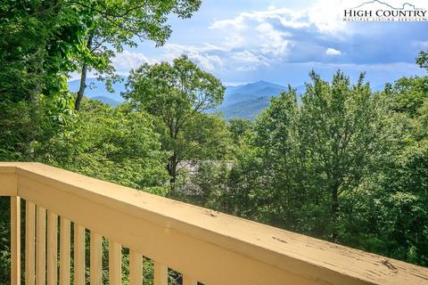 166 Mulberry, Boone, NC 28607 photo 4