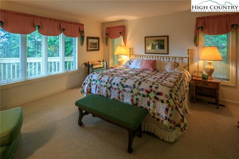 166 Mulberry, Boone, NC 28607 photo 8