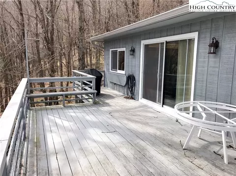202 Cliffside Ln, Seven Devils, NC 28604 photo 31