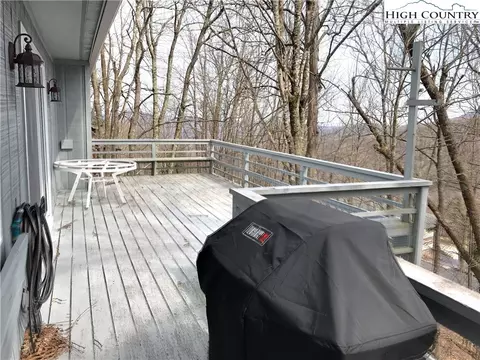 202 Cliffside Ln, Seven Devils, NC 28604 photo 32