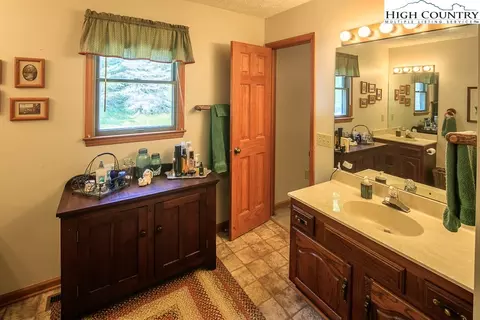4331 Smithey Rd, Crumpler, NC 28617 photo 33
