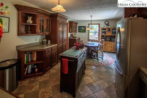 4331 Smithey Rd, Crumpler, NC 28617 photo 26