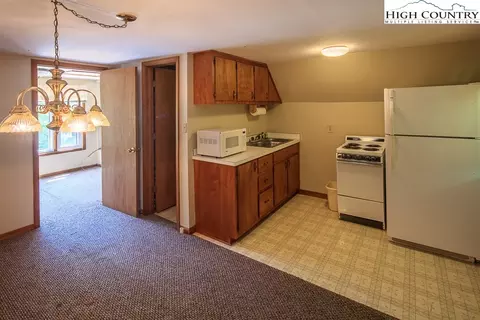4331 Smithey Rd, Crumpler, NC 28617 photo 45
