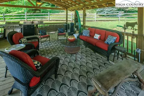 4331 Smithey Rd, Crumpler, NC 28617 photo 15
