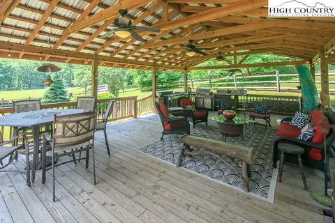 4331 Smithey Rd, Crumpler, NC 28617 photo 14