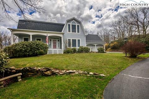 1074 Algonquin Dr, Boone, NC 28607 photo 3