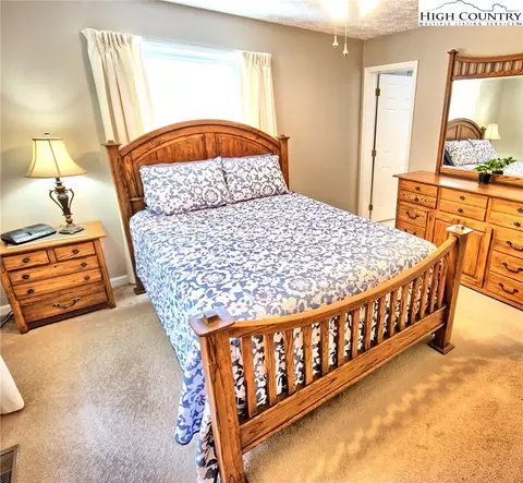 171 Oak Tree Ln, Jefferson, NC 28640 photo 11