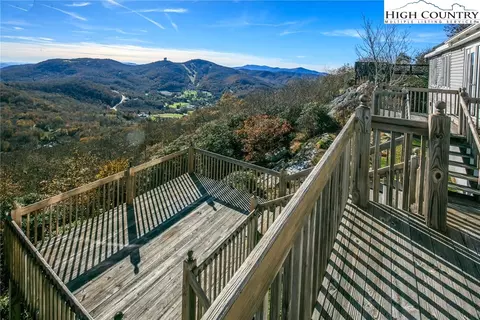 306 Windy Knob Trl, Seven Devils, NC 28604 photo 4