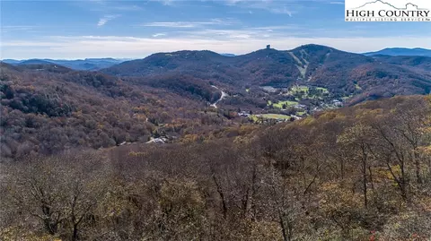 306 Windy Knob Trl, Seven Devils, NC 28604 photo 40