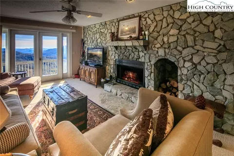 306 Windy Knob Trl, Seven Devils, NC 28604 photo 7