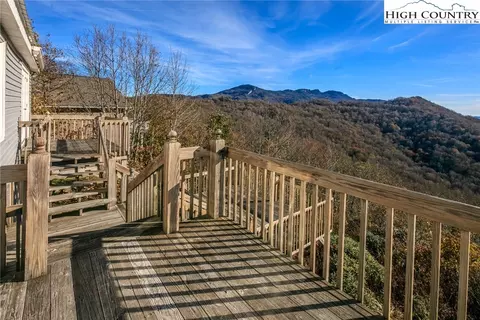 306 Windy Knob Trl, Seven Devils, NC 28604 photo 11