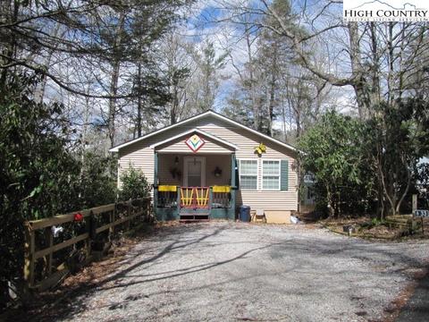 33 Fox Hill Loop, Newland, NC 28657 photo 2