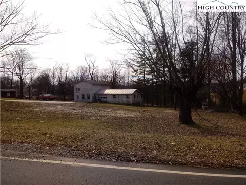 386 Grayson St, Sparta, NC 28675 photo 1