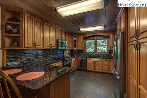 275 Locust Ln, Boone, NC 28607 photo 23