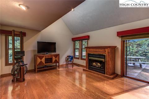 275 Locust Ln, Boone, NC 28607 photo 18