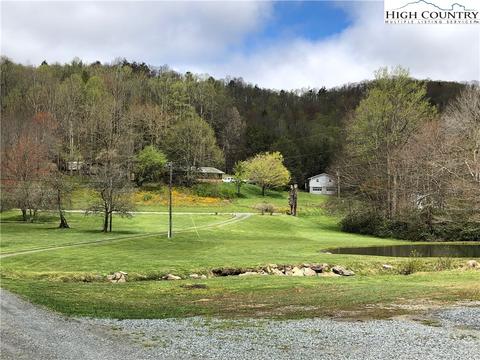 275 Locust Ln, Boone, NC 28607 photo 2