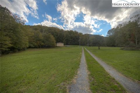 275 Locust Ln, Boone, NC 28607 photo 20