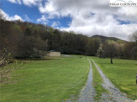 275 Locust Ln, Boone, NC 28607 photo 1