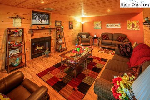 1303 Bobcat Mountain Rd, Purlear, NC 28665 photo 24