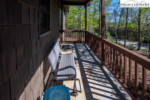 1303 Bobcat Mountain Rd, Purlear, NC 28665 photo 9