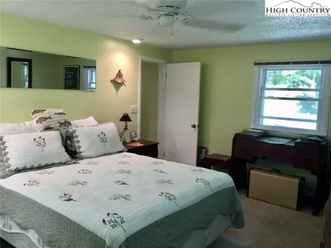 1030 Albert Phipps Rd, Crumpler, NC 28617 photo 17
