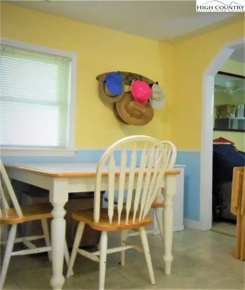 1030 Albert Phipps Rd, Crumpler, NC 28617 photo 15