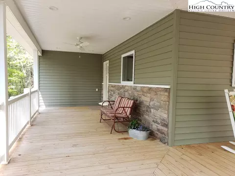 4874 Grayson Pkwy, Independence, VA 24348 photo 10
