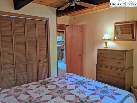 162 Hickory Knob, Deep Gap, NC 28618 photo 11