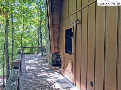 162 Hickory Knob, Deep Gap, NC 28618 photo 3