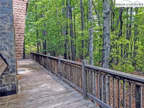 162 Hickory Knob, Deep Gap, NC 28618 photo 18
