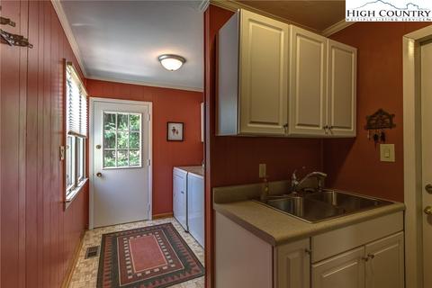 199 Eagle Nest Dr, Deep Gap, NC 28618 photo 13
