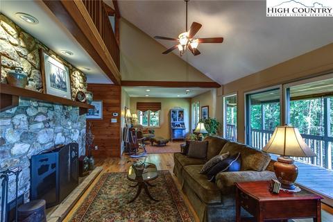 199 Eagle Nest Dr, Deep Gap, NC 28618 photo 3
