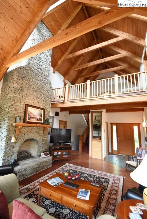 346 Dancing Wind Ct, Todd, NC 28684 photo 8