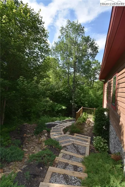 346 Dancing Wind Ct, Todd, NC 28684 photo 41