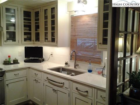 134 Poplar, Boone, NC 28607 photo 10