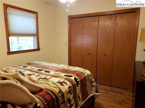 111 Galax Loop, Linville, NC 28646 photo 8