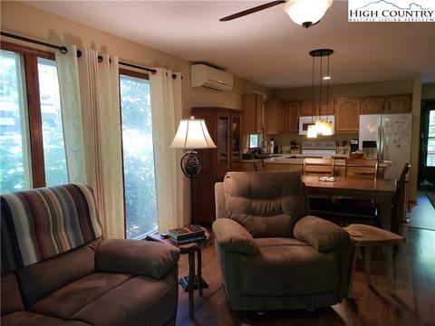 111 Galax Loop, Linville, NC 28646 photo 2