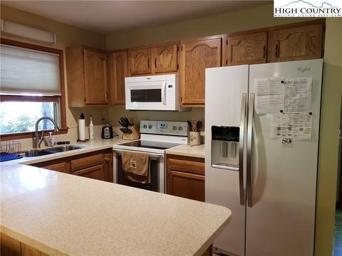 111 Galax Loop, Linville, NC 28646 photo 6