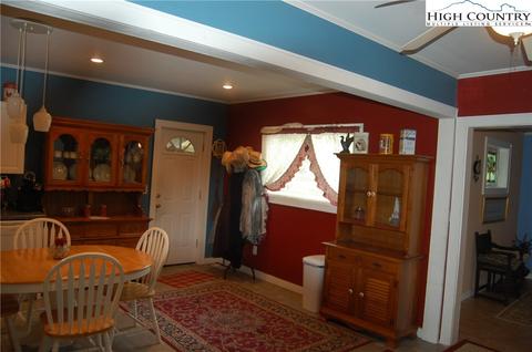 8 Park Loop Loop, Newland, NC 28657 photo 7