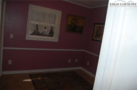 8 Park Loop Loop, Newland, NC 28657 photo 11