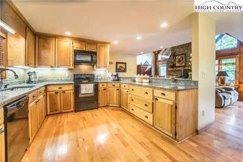 146 Earnest Brown Rd, Boone, NC 28607 photo 12