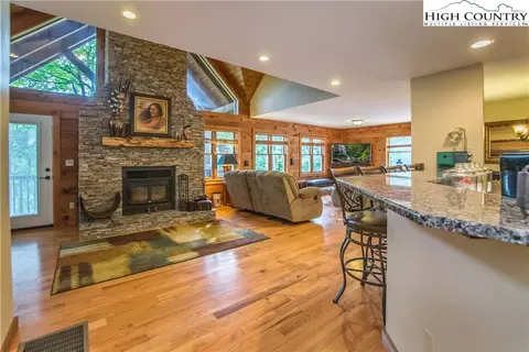 146 Earnest Brown Rd, Boone, NC 28607 photo 4