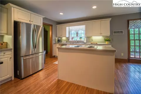 205 Glendale Dr, Boone, NC 28607 photo 15