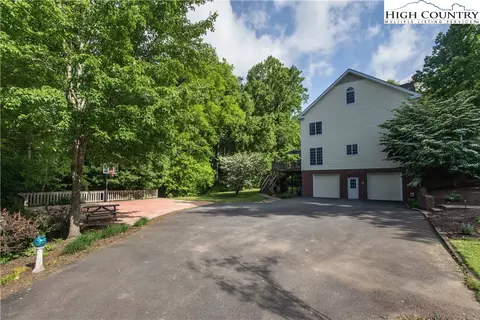 205 Glendale Dr, Boone, NC 28607 photo 39