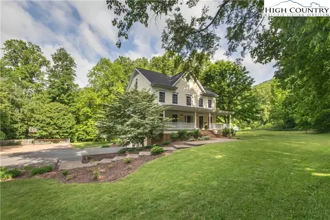 205 Glendale Dr, Boone, NC 28607 photo 1