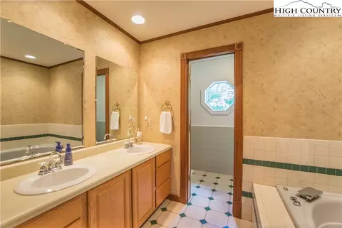 205 Glendale Dr, Boone, NC 28607 photo 27