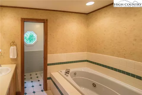 205 Glendale Dr, Boone, NC 28607 photo 28